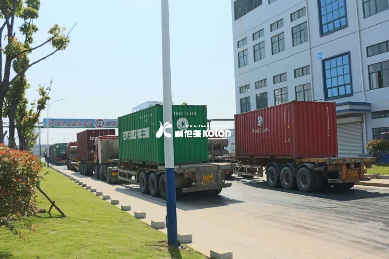 4月30日，車水馬龍，揭開公司“大戰(zhàn)紅五月”的序幕……