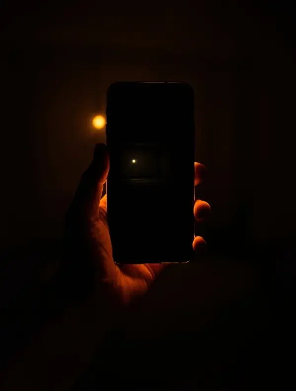 午夜来电 在线观看 - 爱看剧 午夜来电 短剧封面